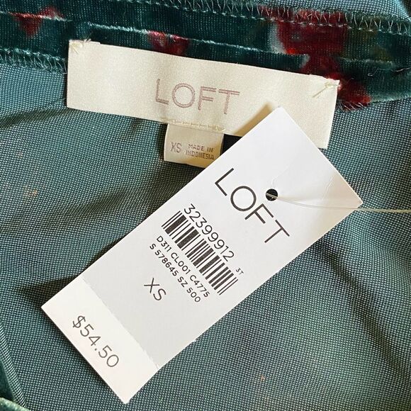 NWT Loft Women's Halter Top Size XS Floral Velvet Shirred Green Red Coquette - Picture 12 of 13